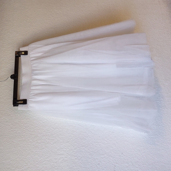 Rue21 | White Tulle Lined Skirt Elastic Waist Sz Medium GUC - Picture 2 of 4